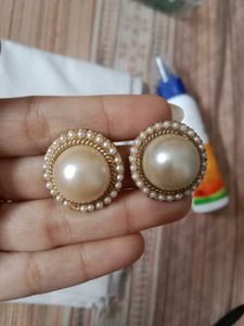 Earring