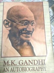 Autobiography Of mK Gandhi
