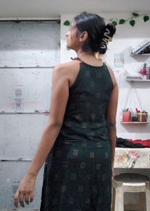 Sleeveless Green Kurti .. ✨