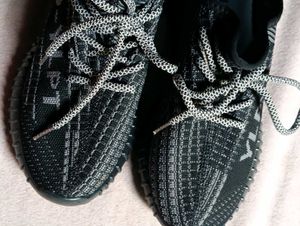Adidas Yeezy YLPT-350 Dupes