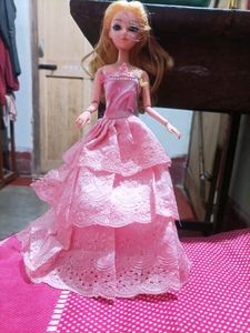 Barbi doll