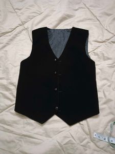 5 Piece Boys Blazer Suit/ Coat Set For 6 - 9 Years