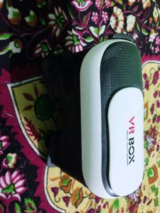 Virtual Reality Box , Best Gadget For Movie Lovers