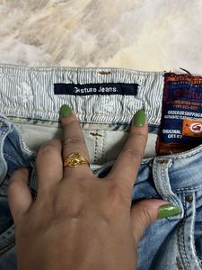 Gesture Jeans - Light Wash
