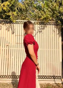Chic Red Midi Dress