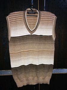 Half Sleeve Sweater Like New