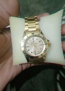 (watch for men)! Elegant Gold-Tone Watc