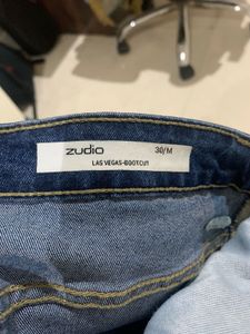 Zudio High-Waisted Jeans Bootcut