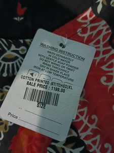 I Am Selling Pakistani Style Kurti Pant Dupatta