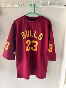 Bulls 23 Red Oversize