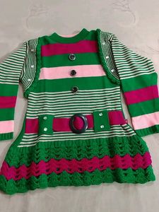 Size --3-4yrs Old Kids Girls,,Winter Top ,, It's N