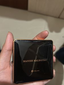 Manish Malhotra Eye Shadow