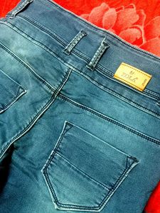 ZOLA Stylish Jeans with Red Stripe