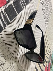 Its A Non Brand Googles With Golden Touch
