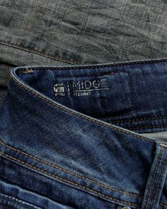 G-STAR RAW STRAIGHT FIT JEANS
