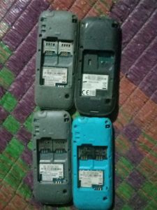 Samsung Feature Phones (Lot of 4)