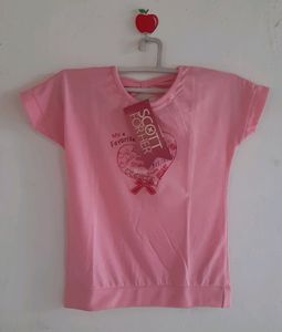 Cute Top With Tag