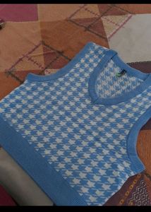 Tokyo Talkies Trending Sweater Vest