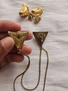 Gold Fish Earrings with stylish Color Button