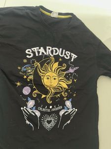 BLACK T-SHIRT