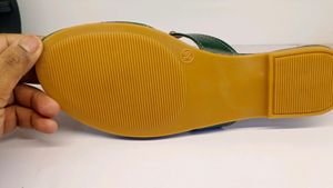 Tory Burch Flats V Shape