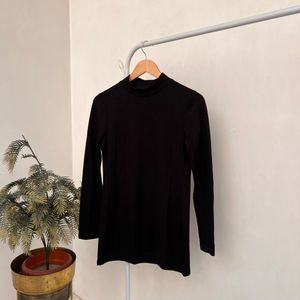 Black High Neck Long Sleeve Top