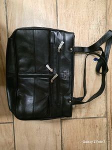 Multi Compartment Pocket Bag With Hidden Space