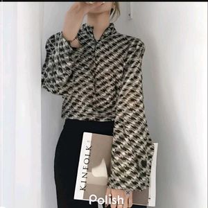 New With Tag Korean Cute Houndstooth Blouse