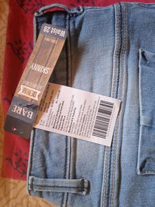 women stylish jeans pant