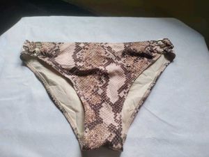 bikini bottom