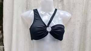 I. Black Ring Detail Bralette