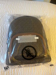❌❌sale ❌❌Authentic Mk Bagpack