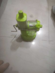 Manual Juicer