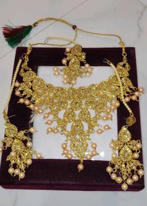 Elegant Gold-Tone Indian Jewelry Set