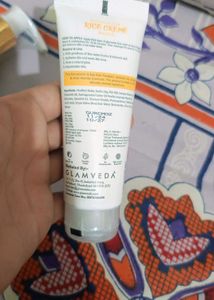 Hydrate And Glow Rice Cream Masque