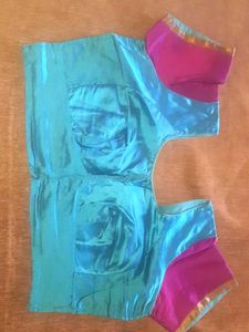 Blue &amp; Magenta Silk Saree With Blouse.