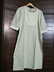 Women Green Printed Embroidered Kurta Set