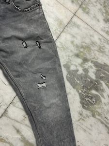Men’s Jeans Damage