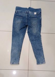 High Waist Ankle Lengh Faded Blue Jeans For Women