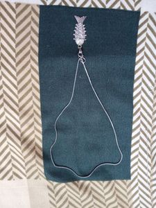 Neckchain Fish Pendant
