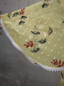 Lice Short Top In Woman