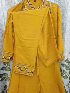 Embroidery Kurti Pant Set