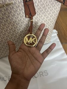 Michael Kors Signature Tote Bag