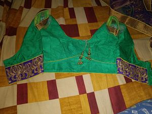 Party Wear Lehanga Chunni With Stitched Blo