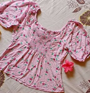 Cute Floral Top 🌸