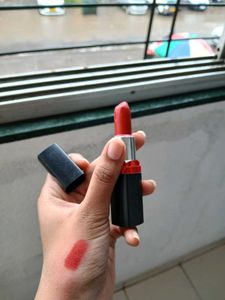 Maybelline Lipstick Shade (209 Red Liberation)