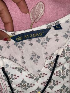 Avaasa White Printed Women