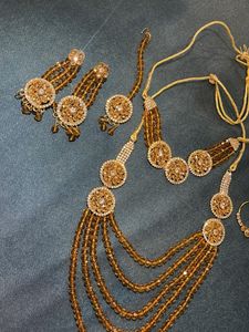 Gold Jewellery Set
