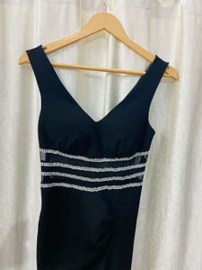 Elegant Black Rhinestone Dress Back Net