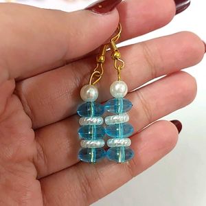 Earrings; set of 5 pairs